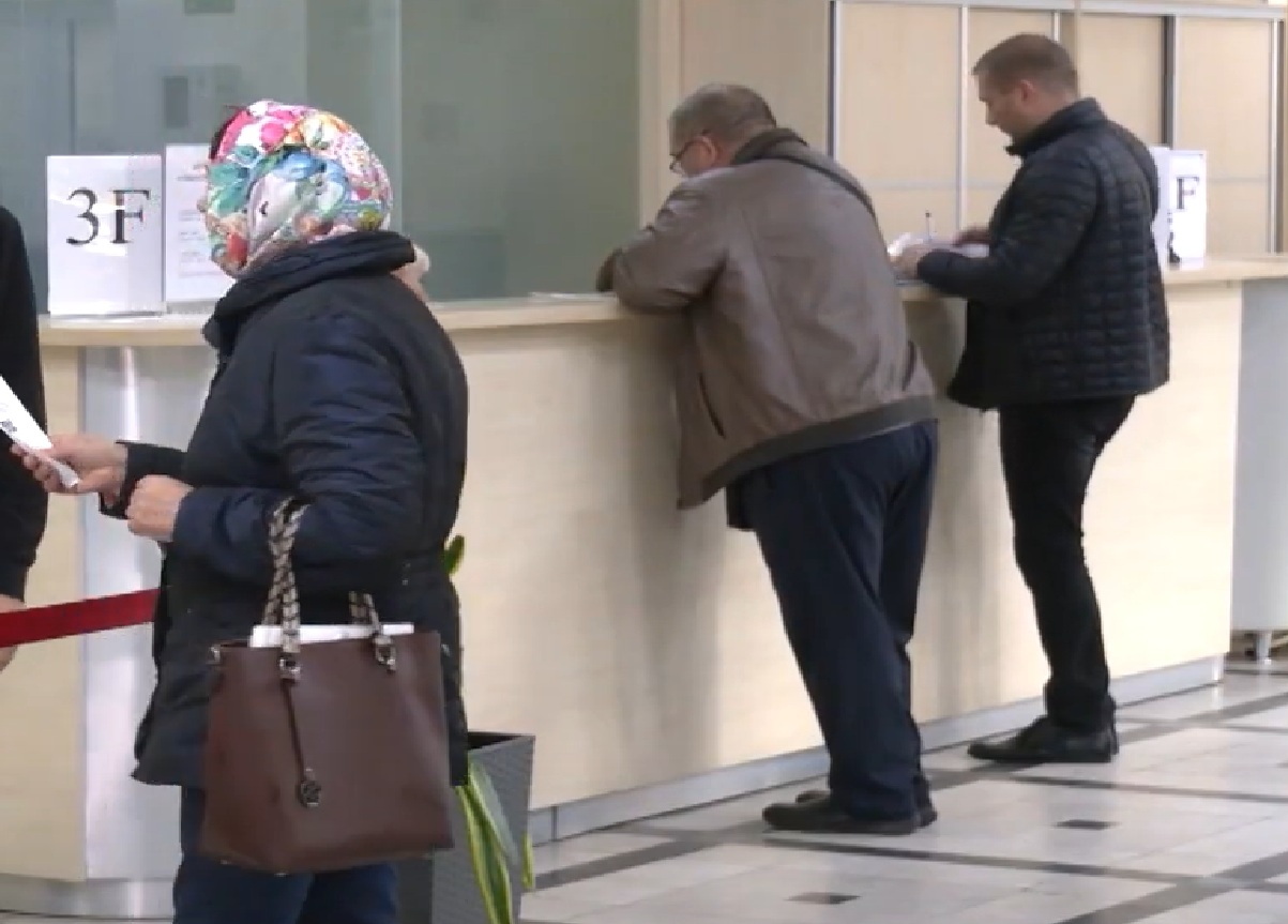 Робота для пенсіонерів у Львові: де можна мати від 39 тисяч гривень зарплатні